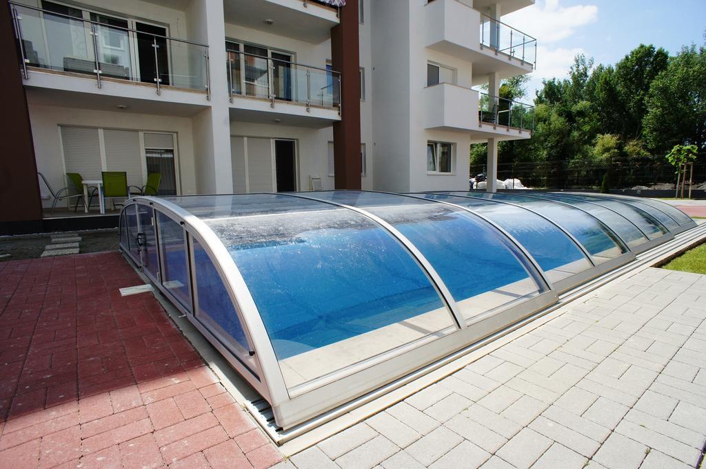 Laguna Beach Apartmanok Siofok Exterior photo